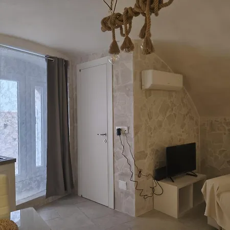 Apartment Dimora Della Cattedrale - Tra Silenzio Antico E Profumo Di Mare *