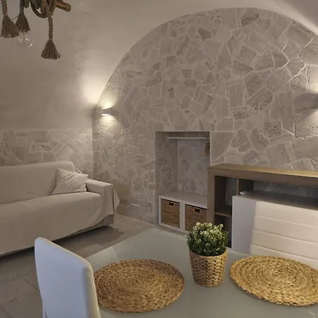 Dimora Della Cattedrale - Tra Silenzio Antico E Profumo Di Mare Apartment *