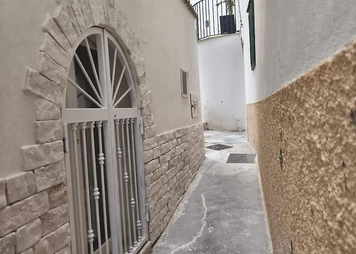 Apartment Dimora Della Cattedrale - Tra Silenzio Antico E Profumo Di Mare *