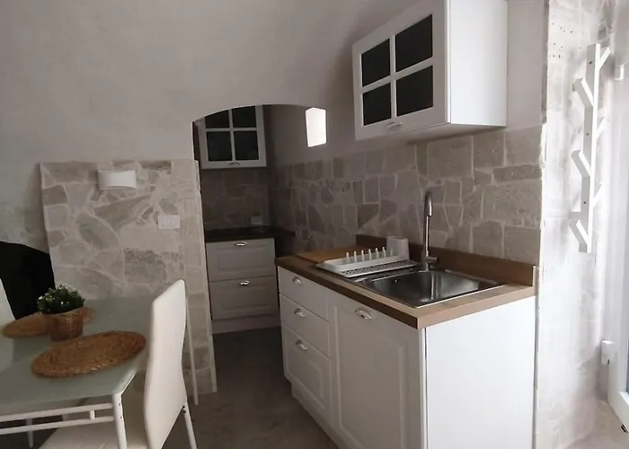 Dimora Della Cattedrale - Tra Silenzio Antico E Profumo Di Mare *